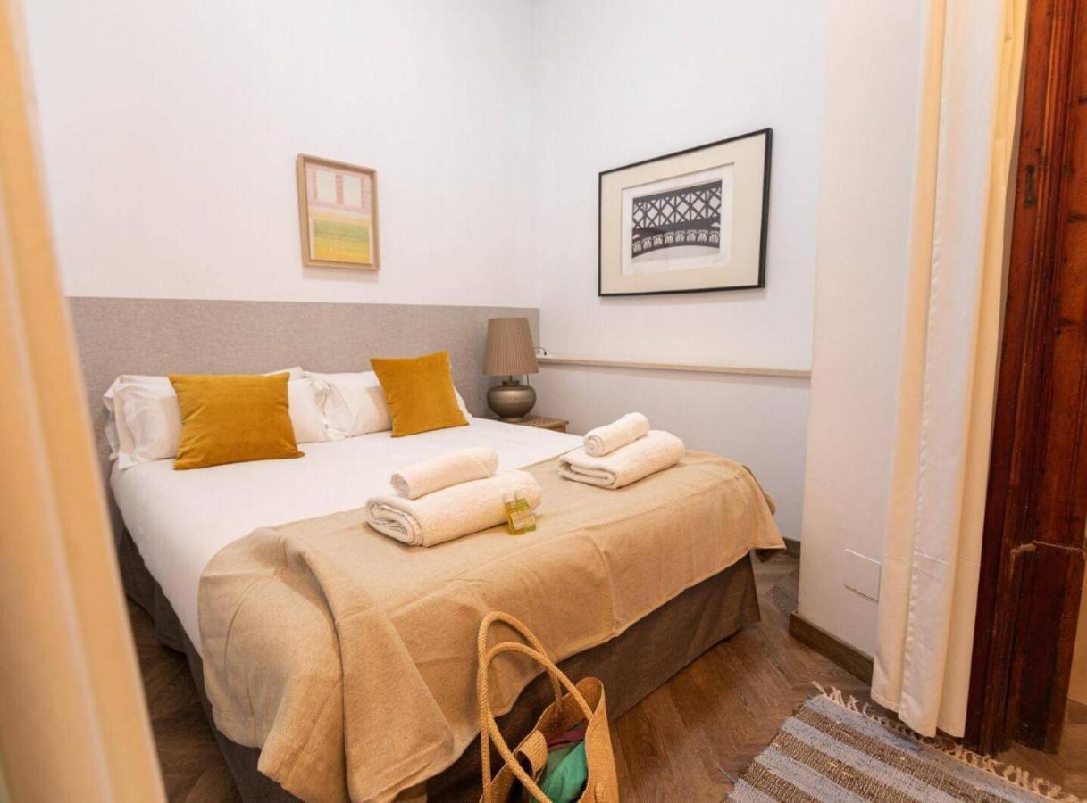 Great Spacious Apartment In The Gothic Quarter Barselona Dış mekan fotoğraf