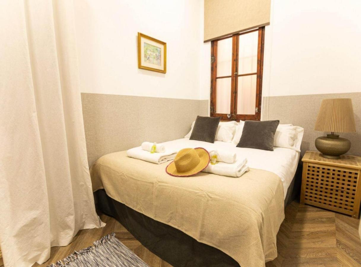Great Spacious Apartment In The Gothic Quarter Barselona Dış mekan fotoğraf