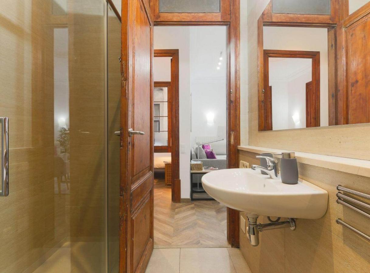 Great Spacious Apartment In The Gothic Quarter Barselona Dış mekan fotoğraf